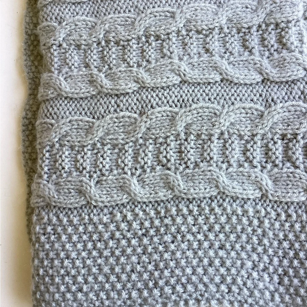 Scarf Hand Crafted Cable Silver Sage Green Oversize Elegant Knit Long Wrap r - Picture 11 of 14